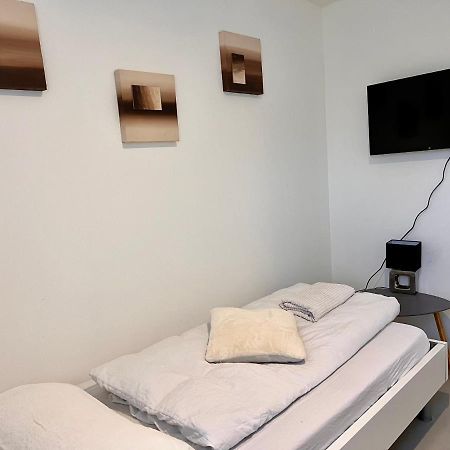 Budget Room Free Parking Pratteln Εξωτερικό φωτογραφία