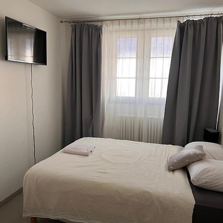 Budget Room Free Parking Pratteln Εξωτερικό φωτογραφία