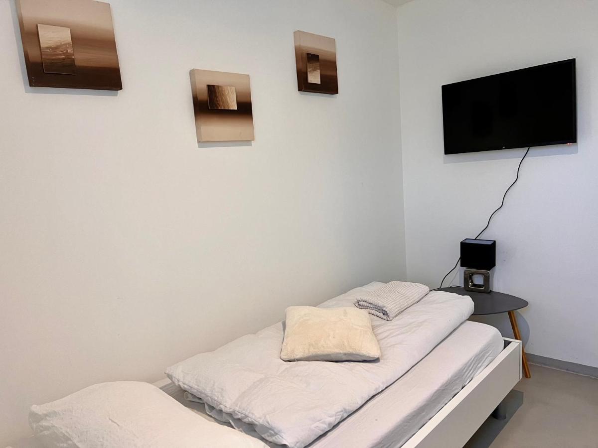 Budget Room Free Parking Pratteln Εξωτερικό φωτογραφία